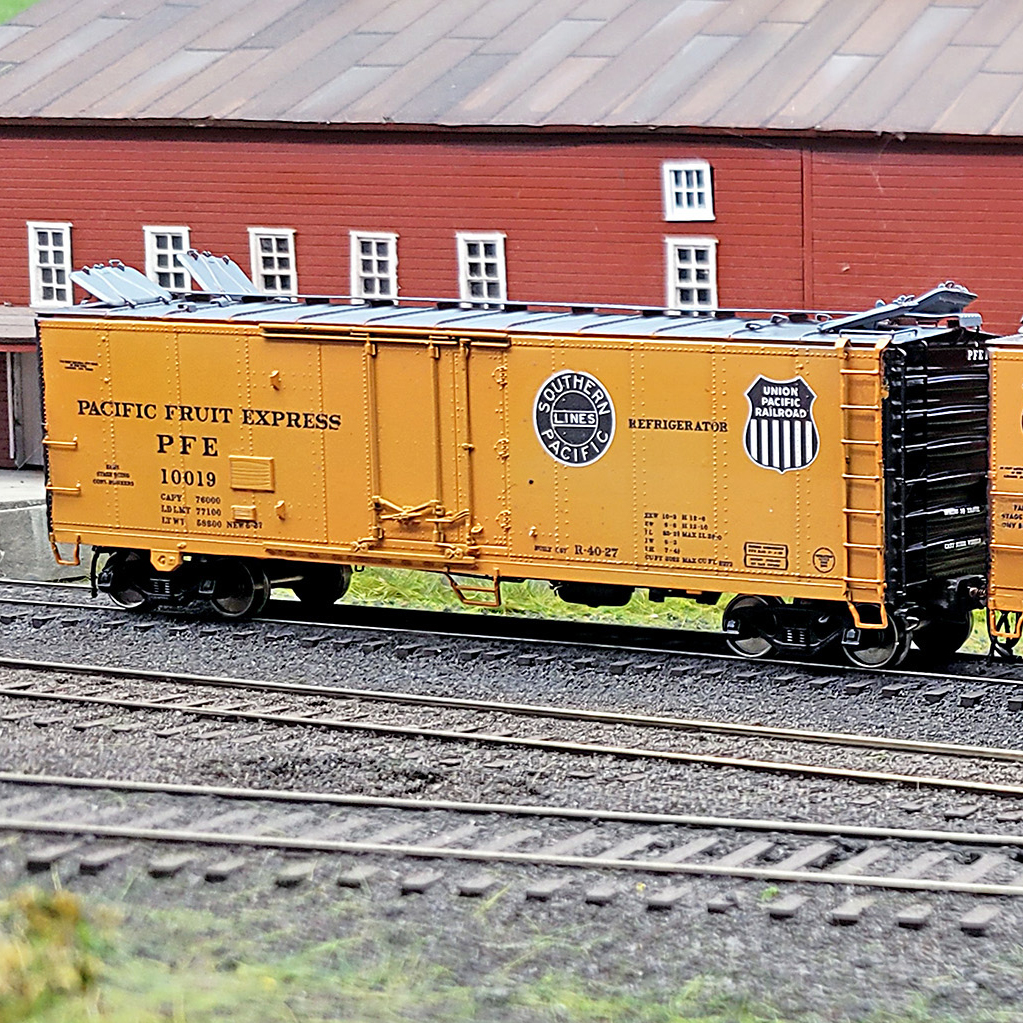 PFE R-40 Reefer
